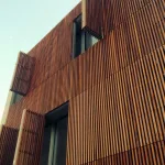 Ahşap güneş kırıcı cephe detayı